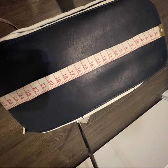 Tommy Hilfiger backpack new - Picture 11 of 14